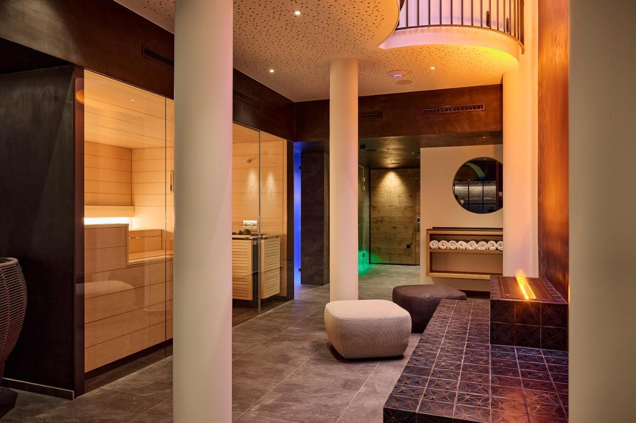 Hotel Petersboden レッヒ エクステリア 写真